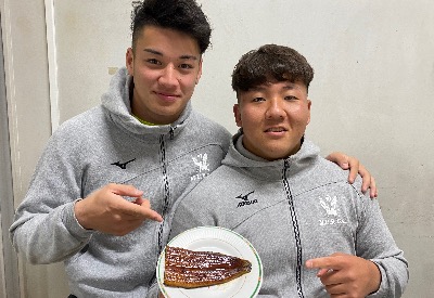 鰻の差し入れをいただきました